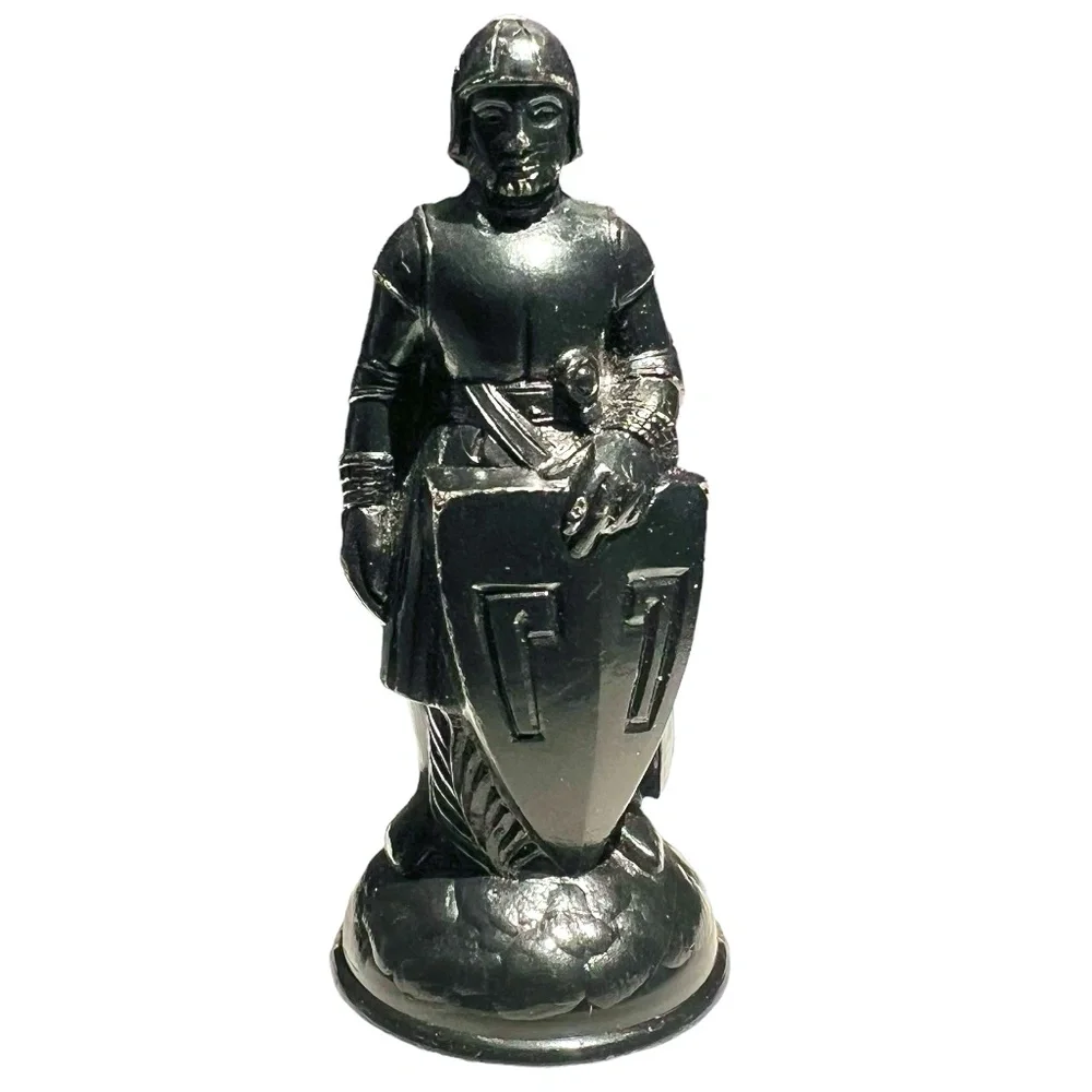 VINTAGE ANRI CHESS PIECE BLACK BROOCH